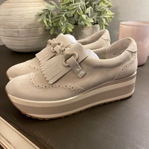 They are size 7 1/2  very true to size .